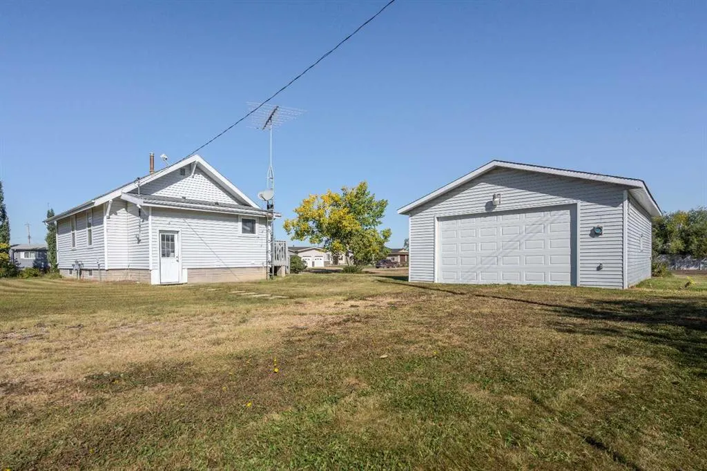 1007 Robert Street