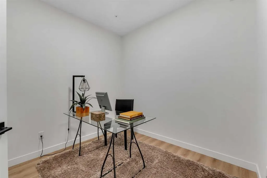 60 Sage Hill Walk NW, #115
