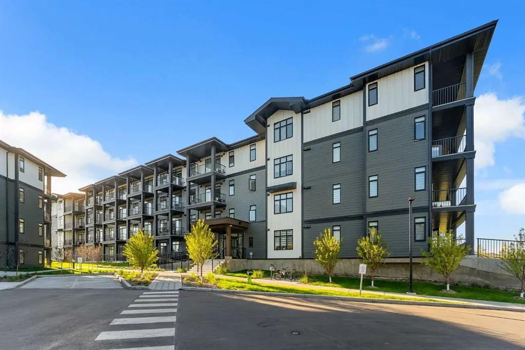 60 Sage Hill Walk NW, #115