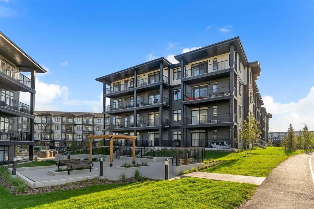 60 Sage Hill Walk NW, #115