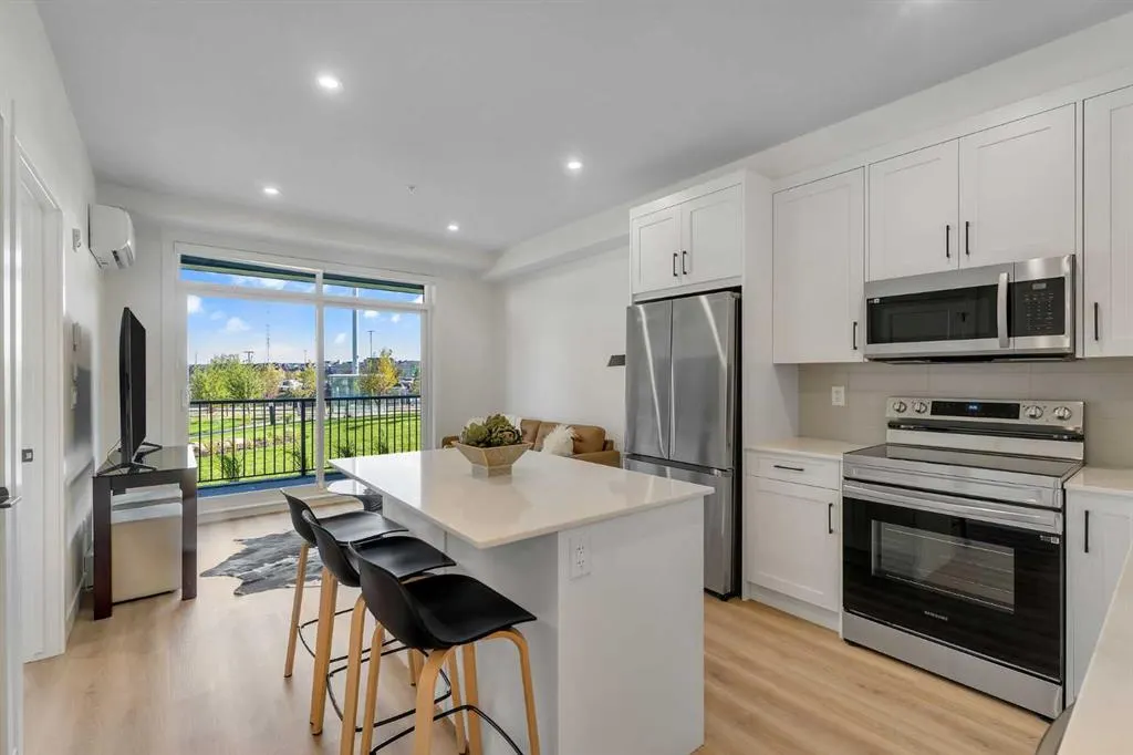 60 Sage Hill Walk NW, #115