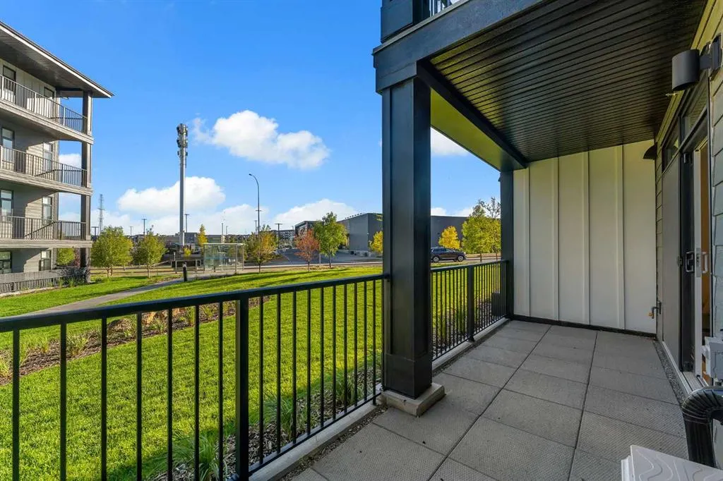 60 Sage Hill Walk NW, #115