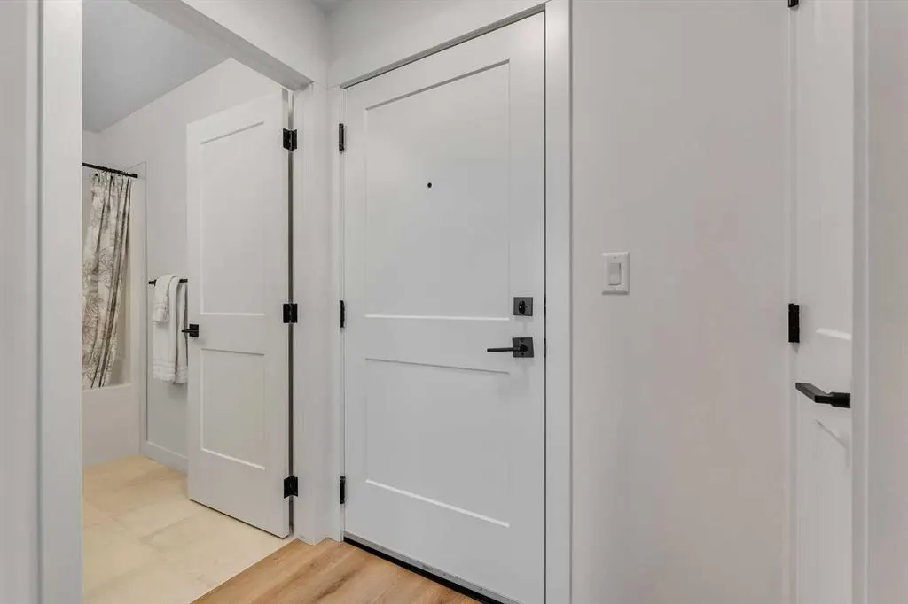 60 Sage Hill Walk NW, #115