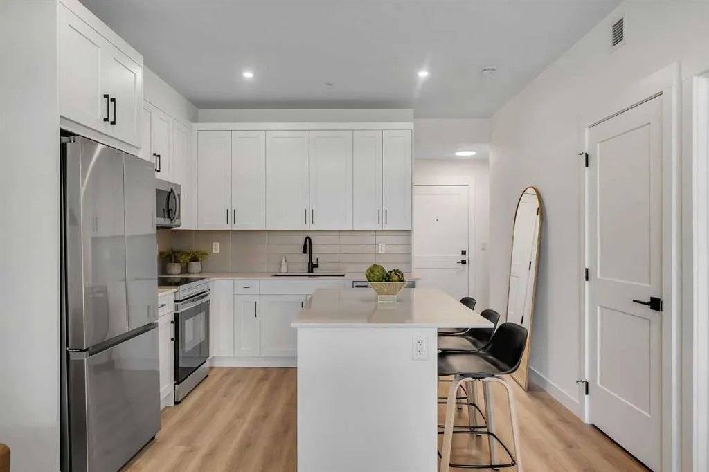 60 Sage Hill Walk NW, #115