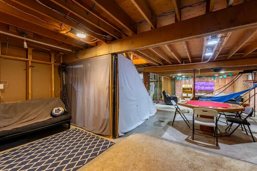141 Hansen Drive