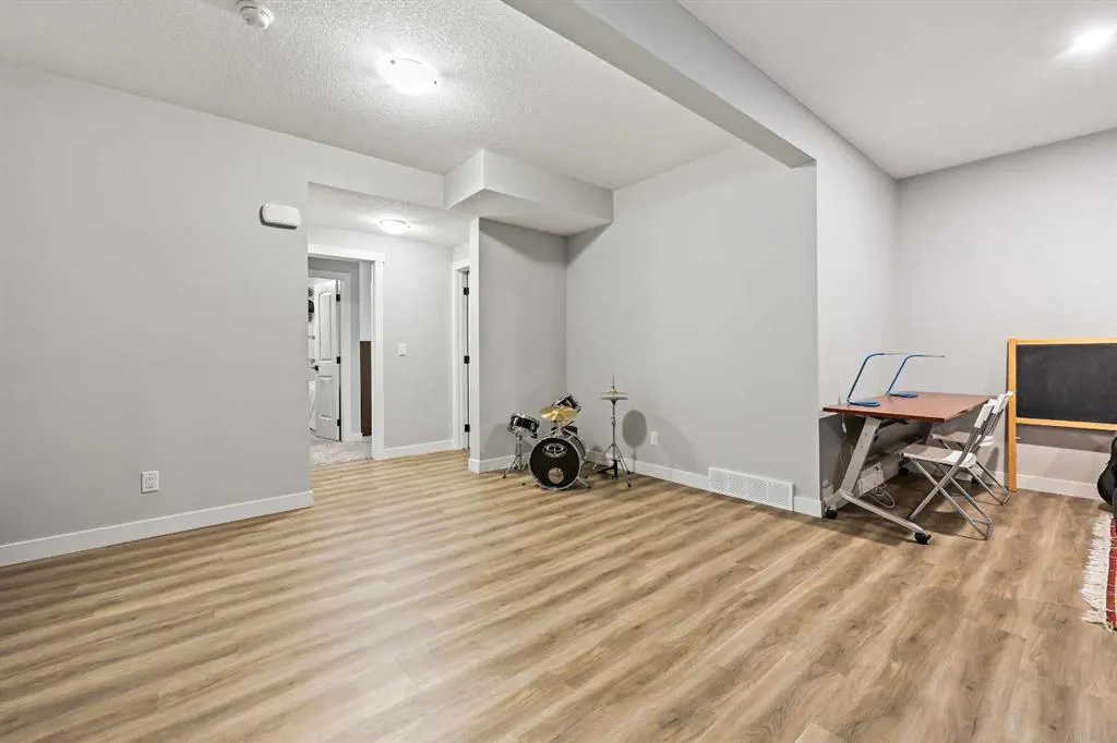 34 Coach Ridge Point SW