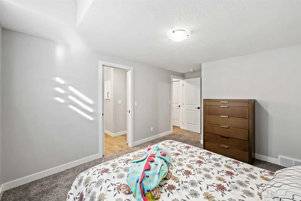 34 Coach Ridge Point SW