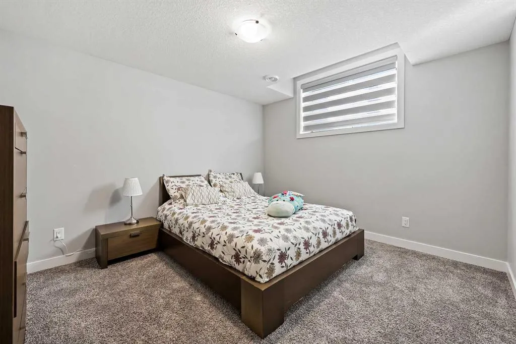 34 Coach Ridge Point SW