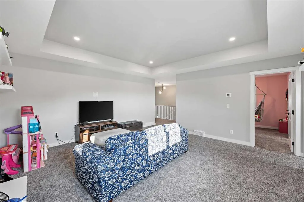 34 Coach Ridge Point SW