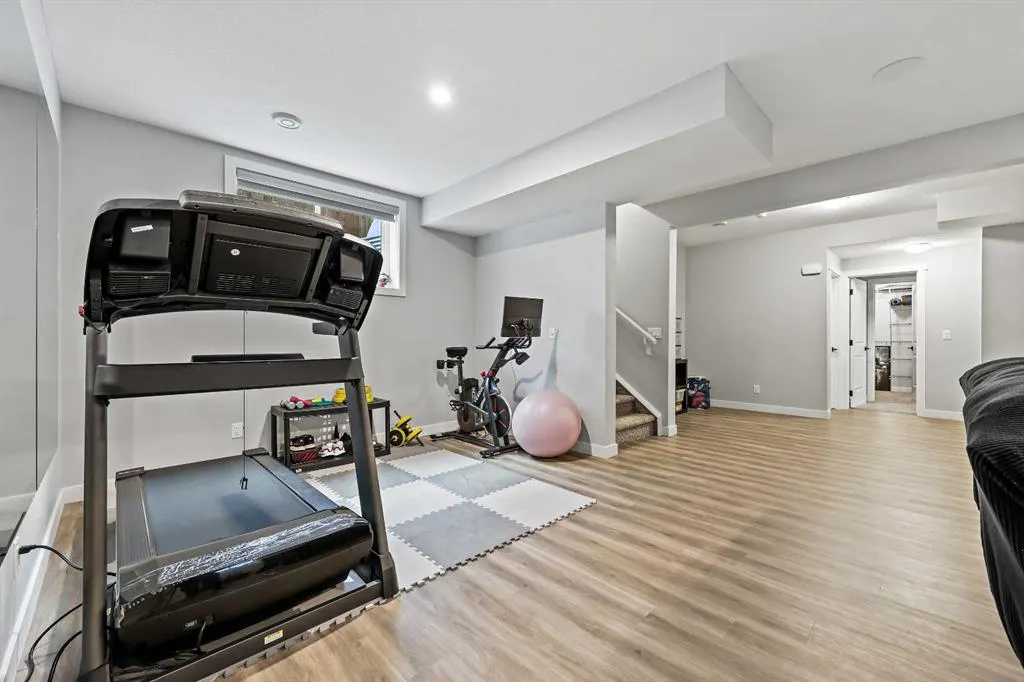 34 Coach Ridge Point SW