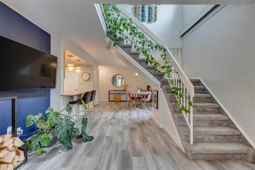 722 4A Street NE, #14