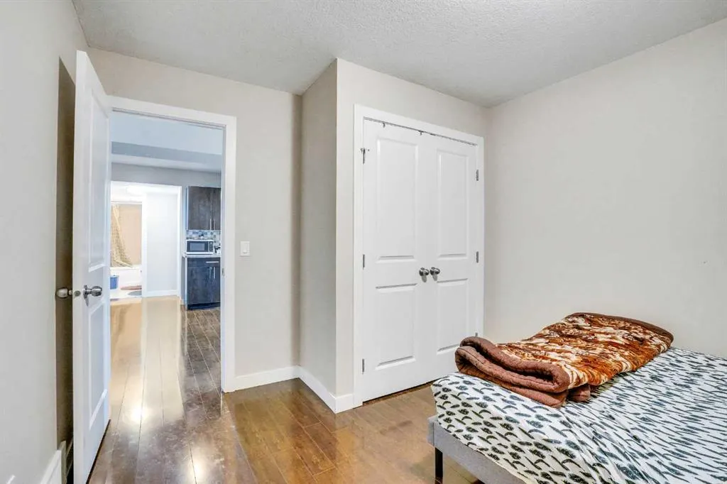 272 Skyview Shores Manor NE