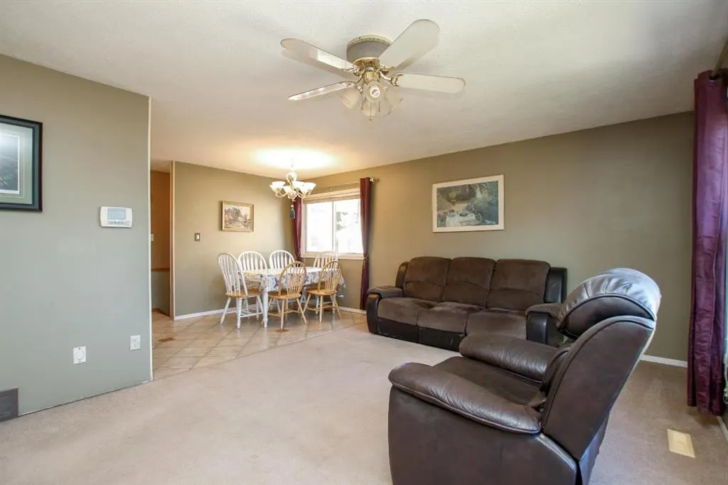 74 Nichols Crescent