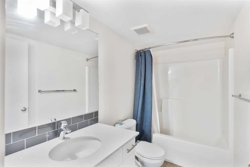 181 Skyview Ranch Manor NE, #2411