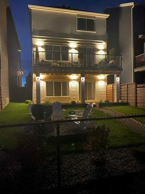 90 Savoy Landing SE