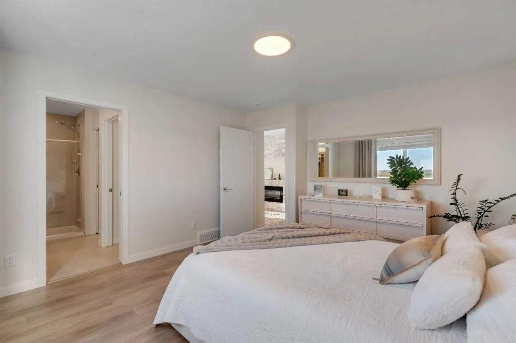 90 Savoy Landing SE