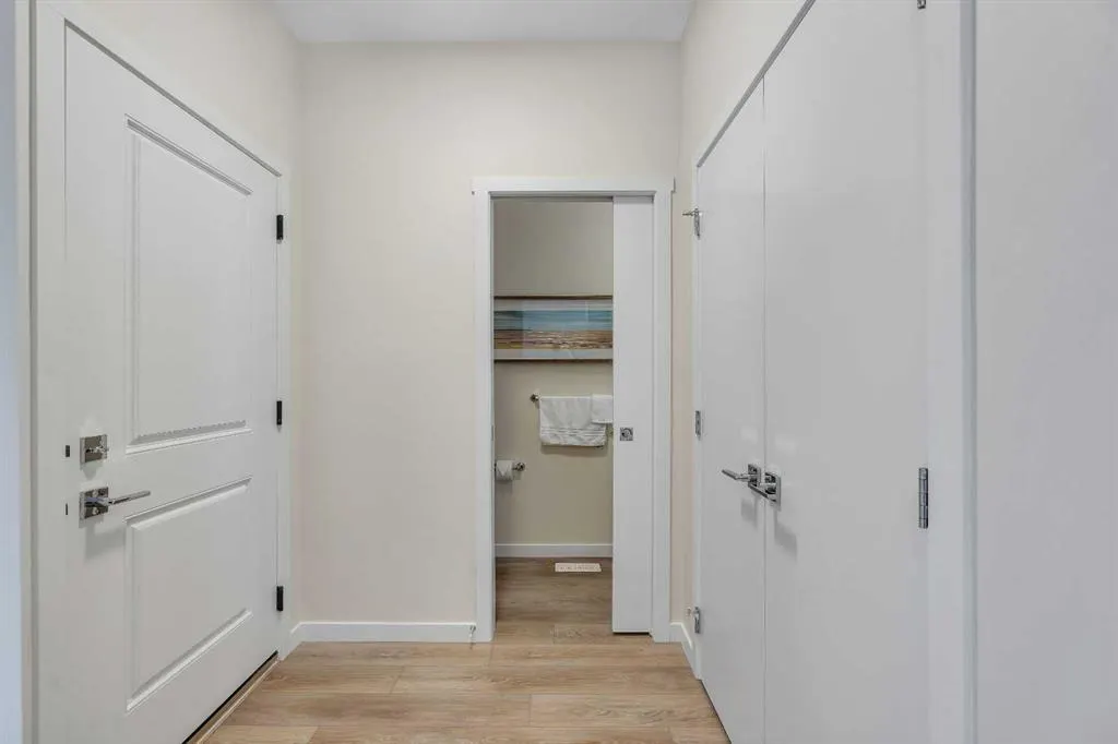 90 Savoy Landing SE