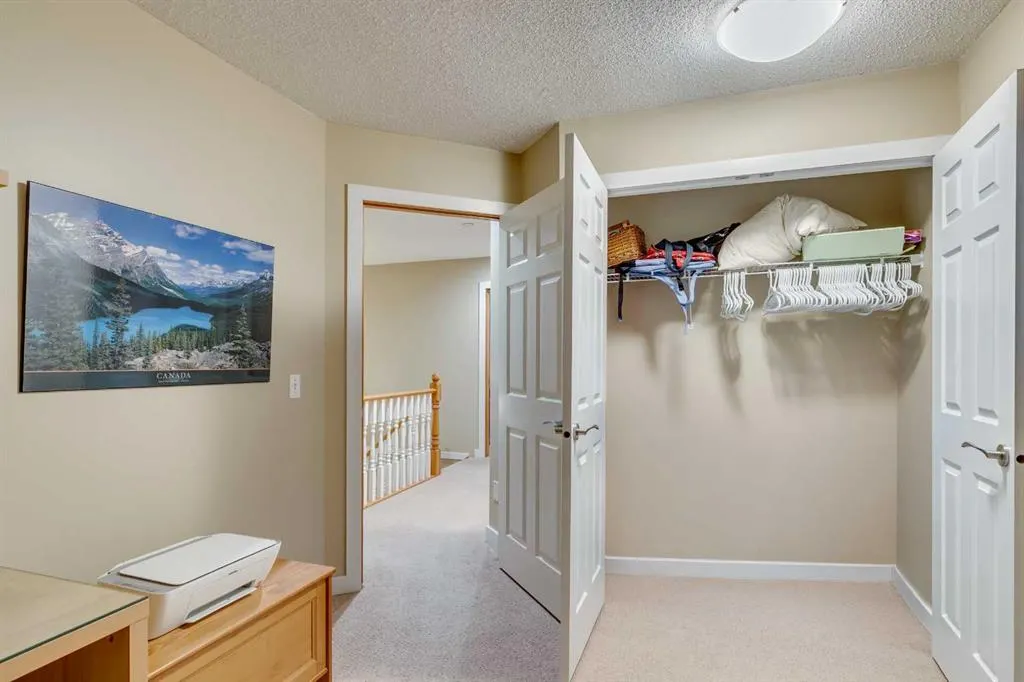 60 Inglewood Cove SE