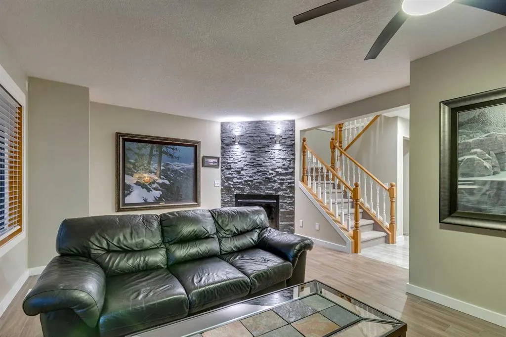 60 Inglewood Cove SE