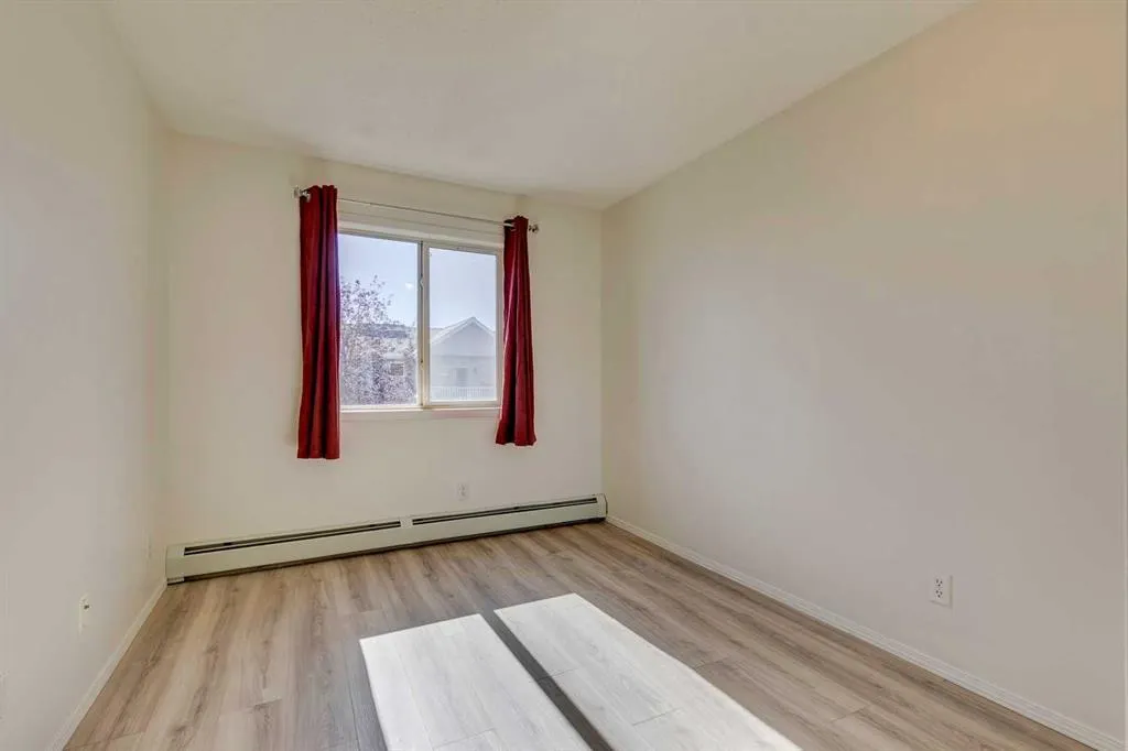 7301 Valleyview Park SE, #301