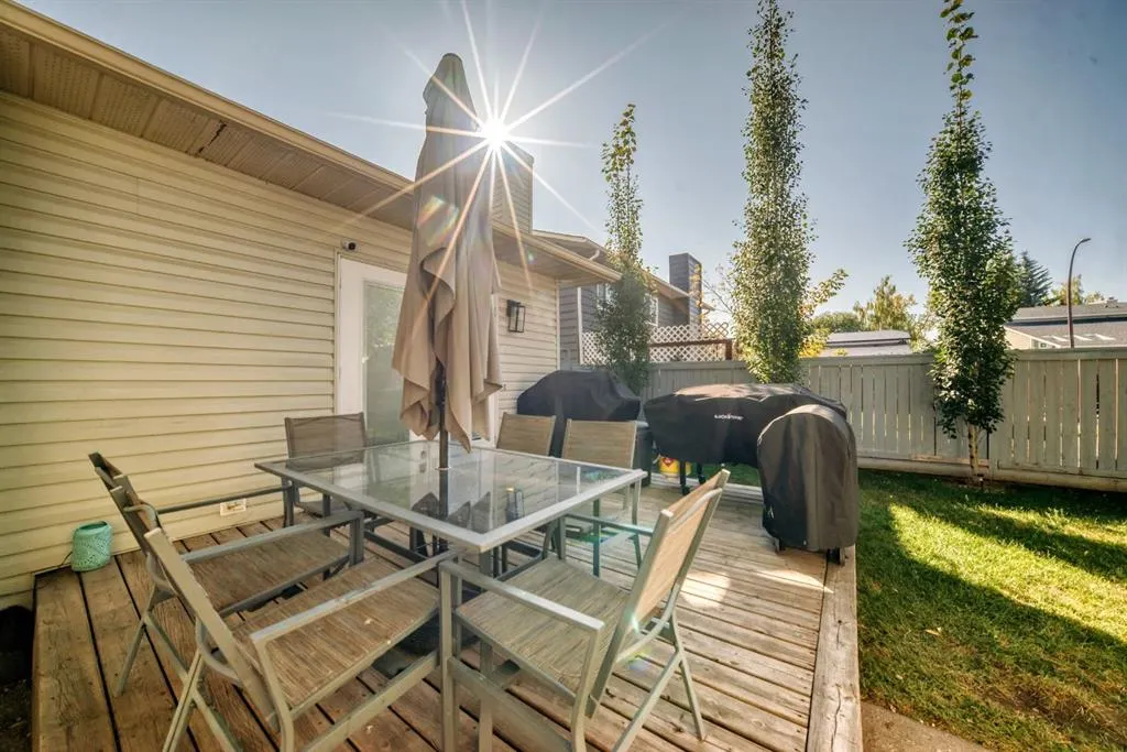 208 Woodbine Boulevard SW