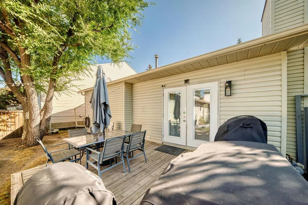 208 Woodbine Boulevard SW
