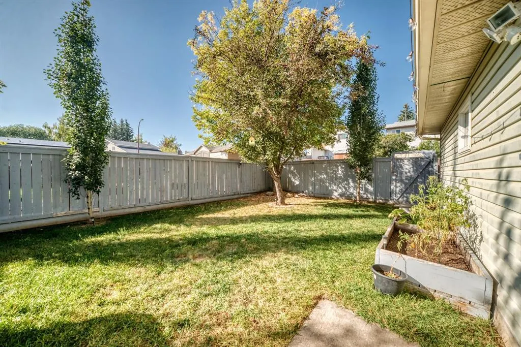208 Woodbine Boulevard SW