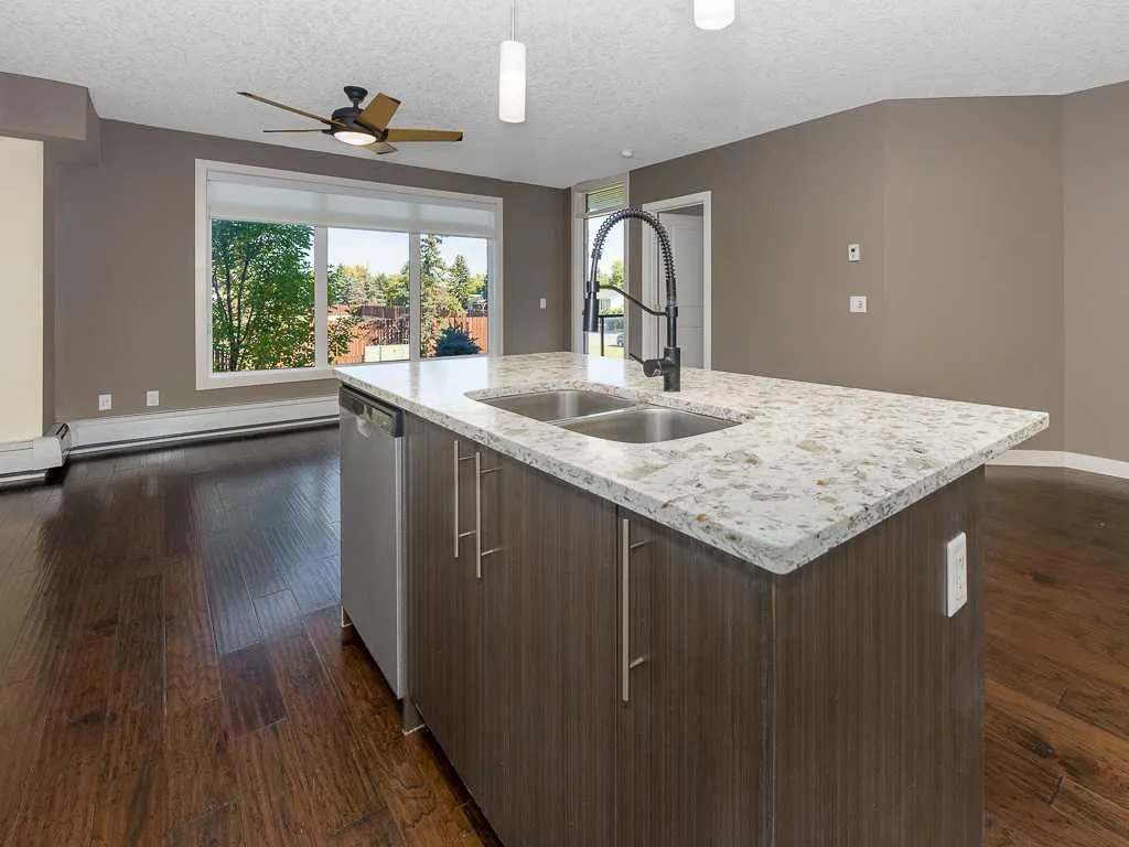 15207 1 Street SE, #202