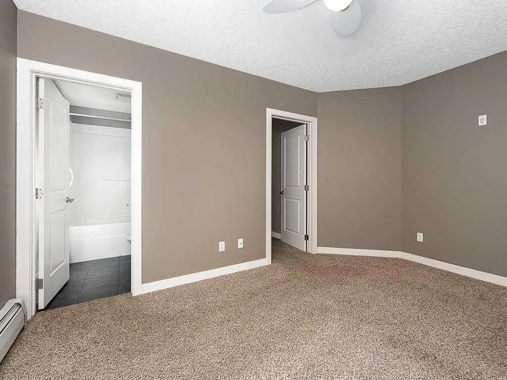 15207 1 Street SE, #202