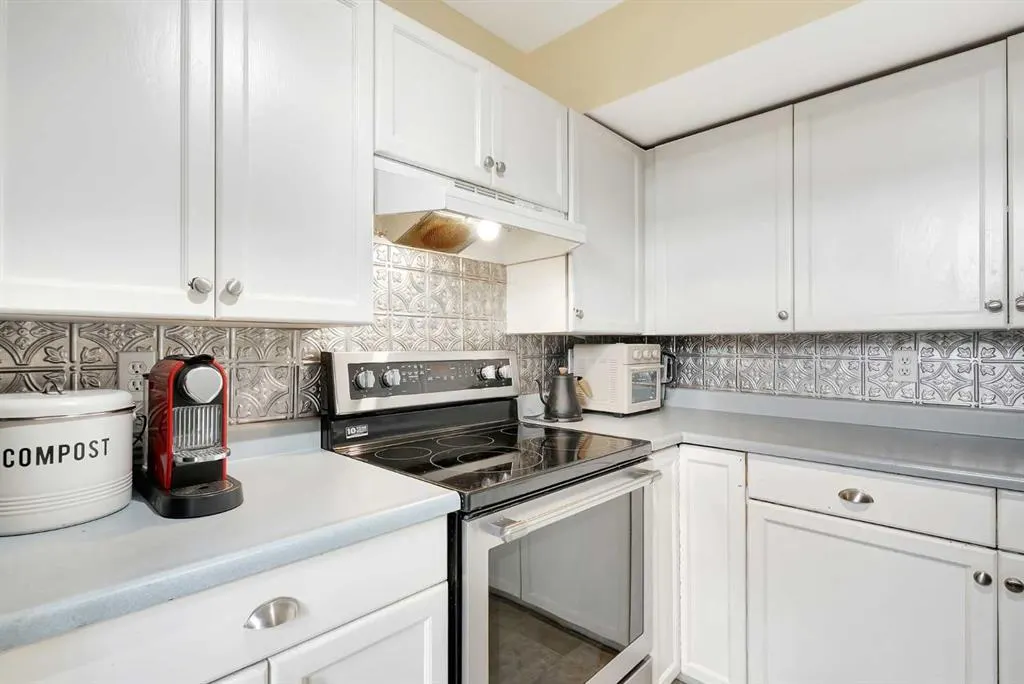 314 Regal Park NE