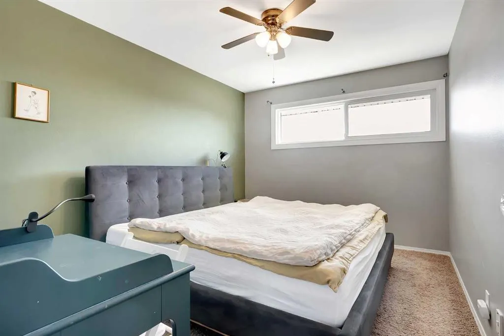 314 Regal Park NE