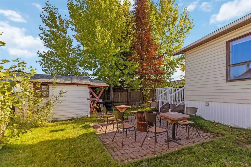 245 Card Court