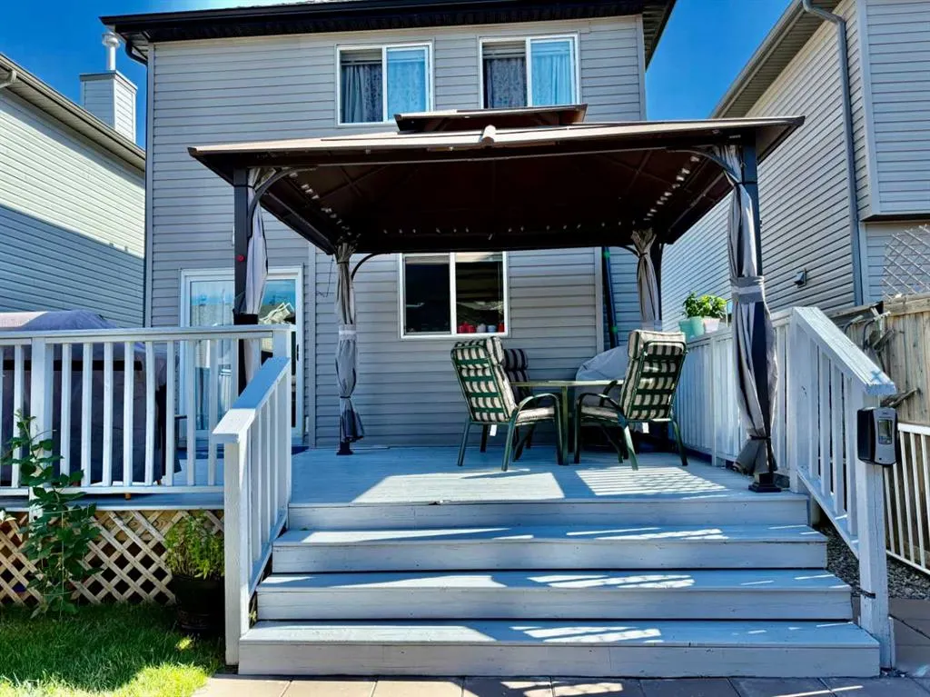 43 Bridlecrest Road SW