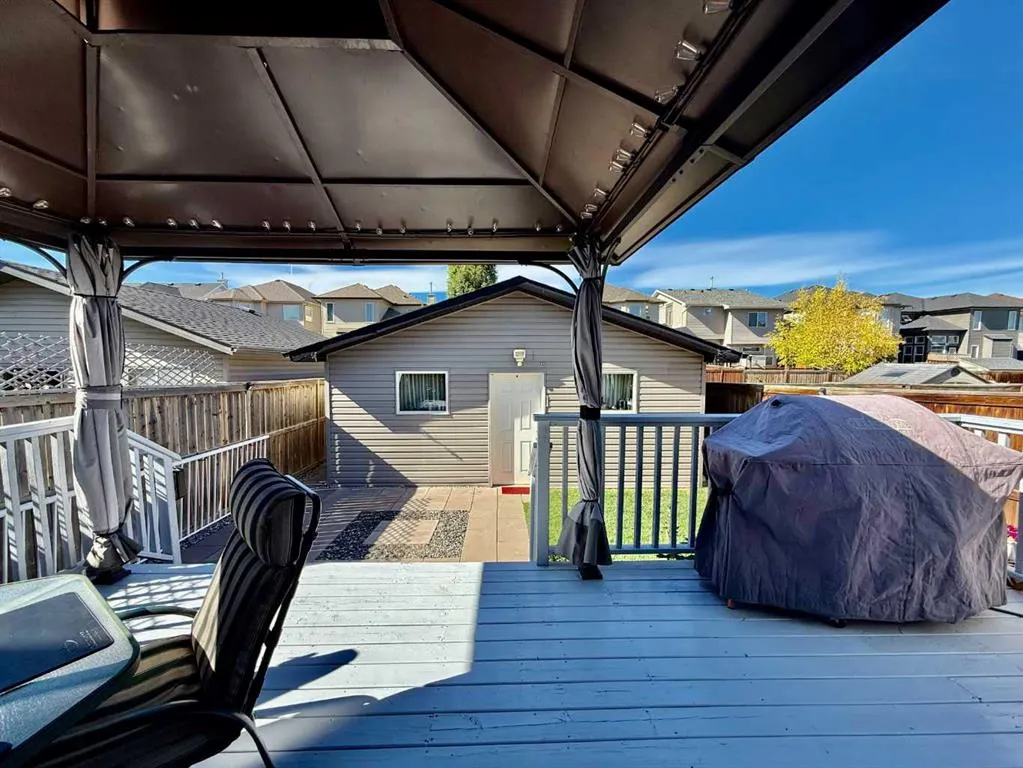 43 Bridlecrest Road SW