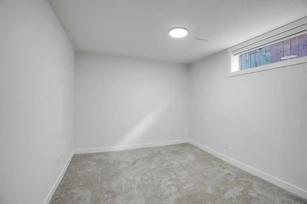 264 Penbrooke Close SE