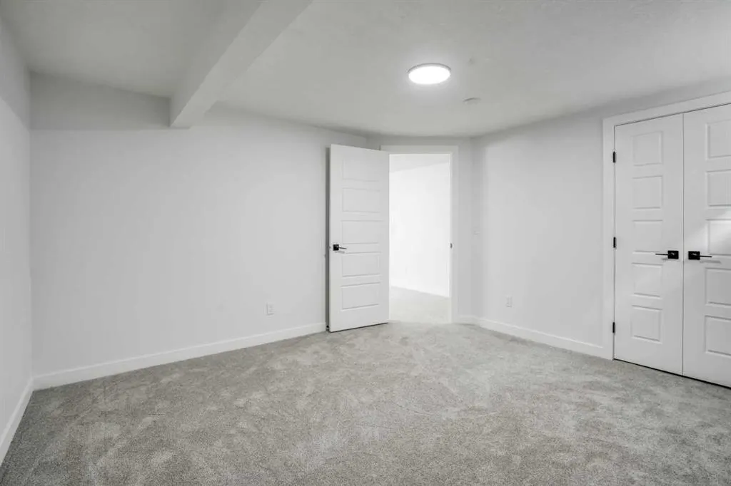 264 Penbrooke Close SE