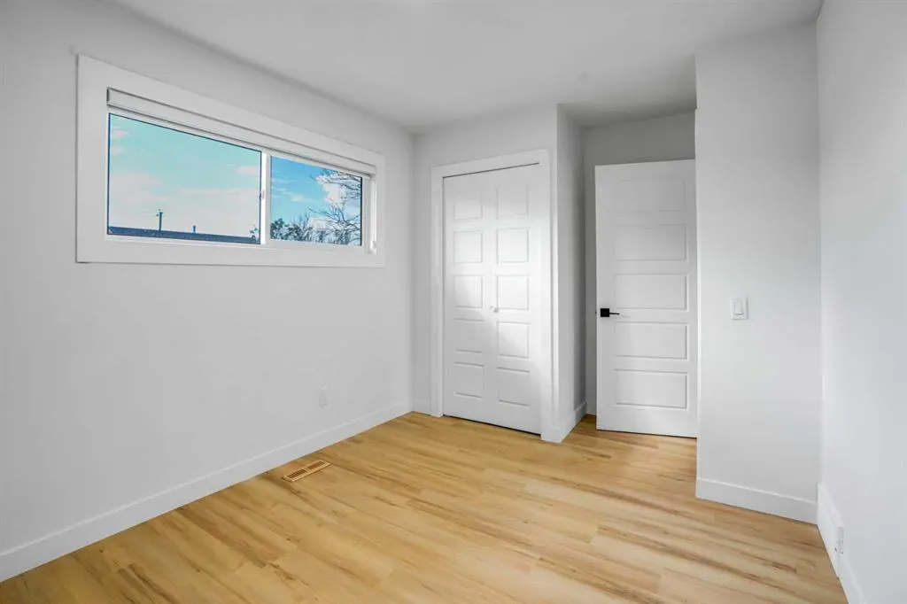 264 Penbrooke Close SE