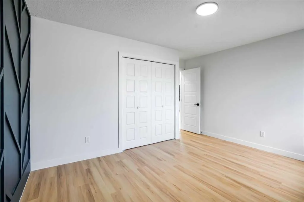 264 Penbrooke Close SE