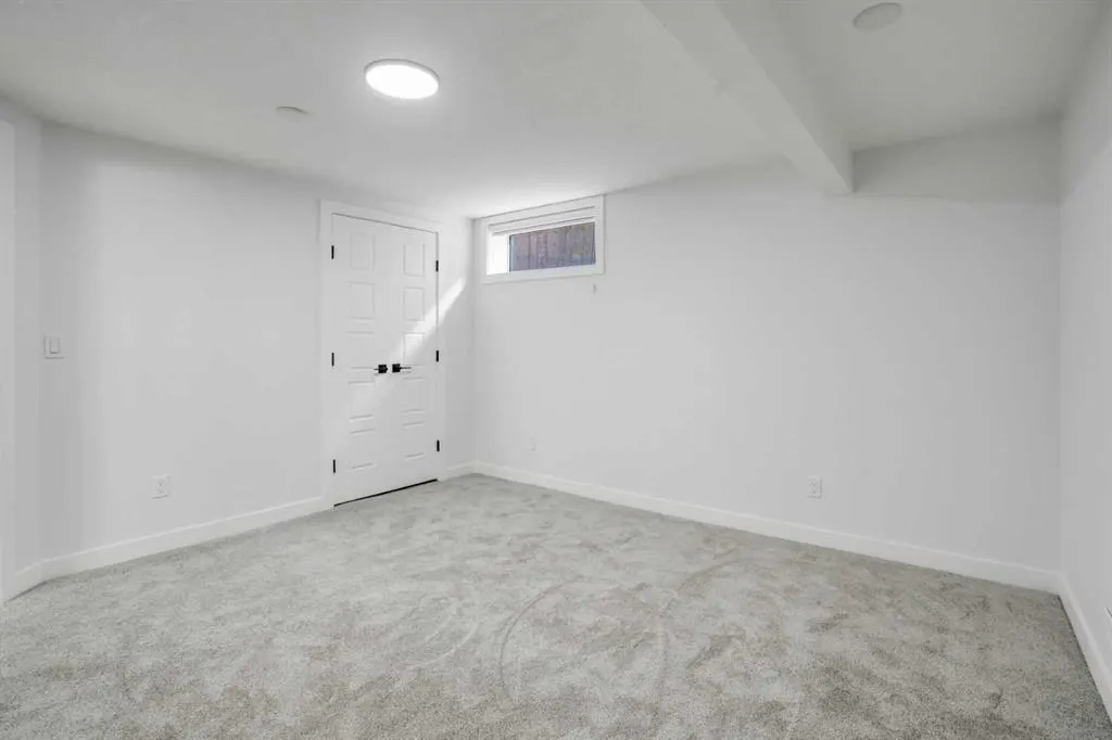 264 Penbrooke Close SE