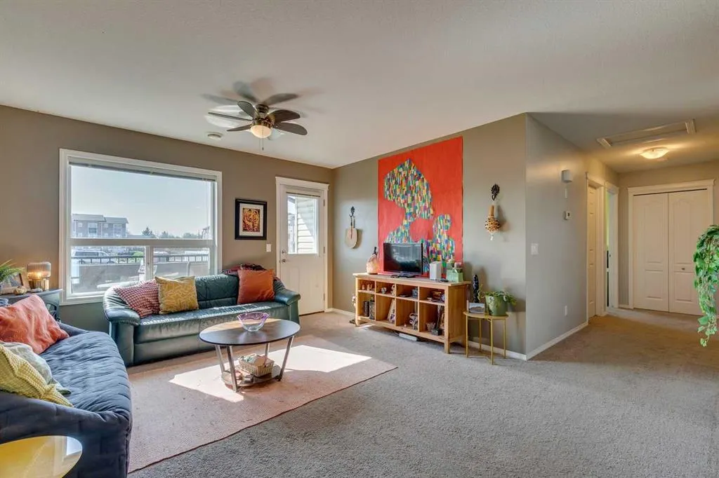 8 Bayside Place, #207