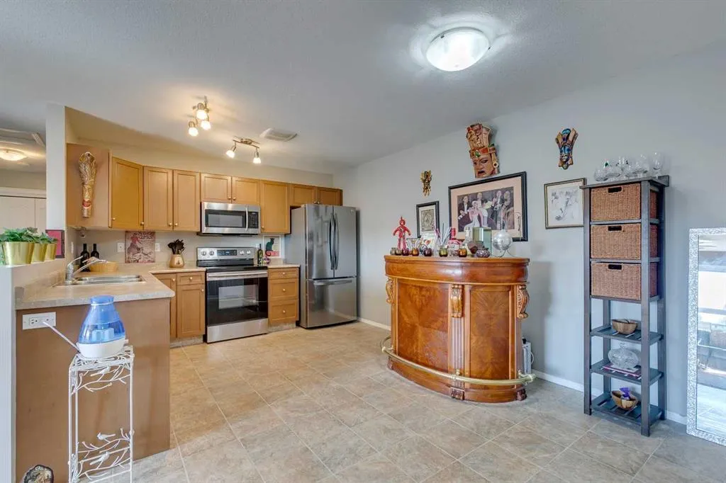 8 Bayside Place, #207