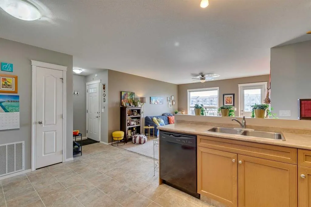 8 Bayside Place, #207