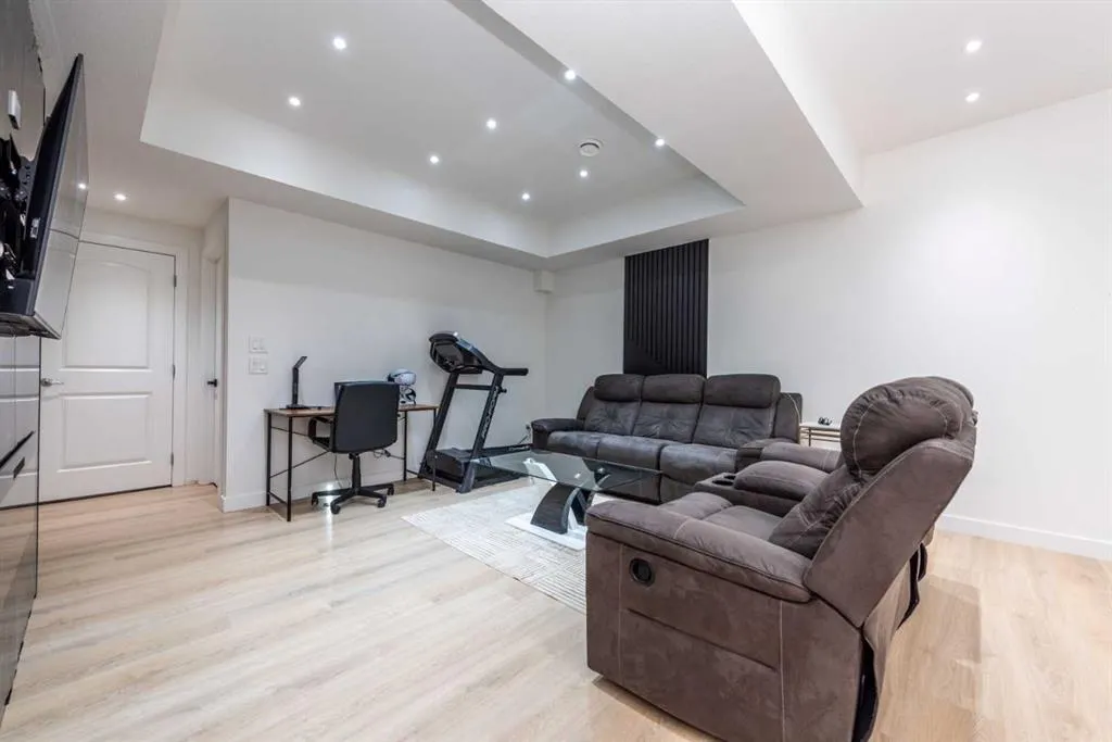 239 Ravenscroft Green SE