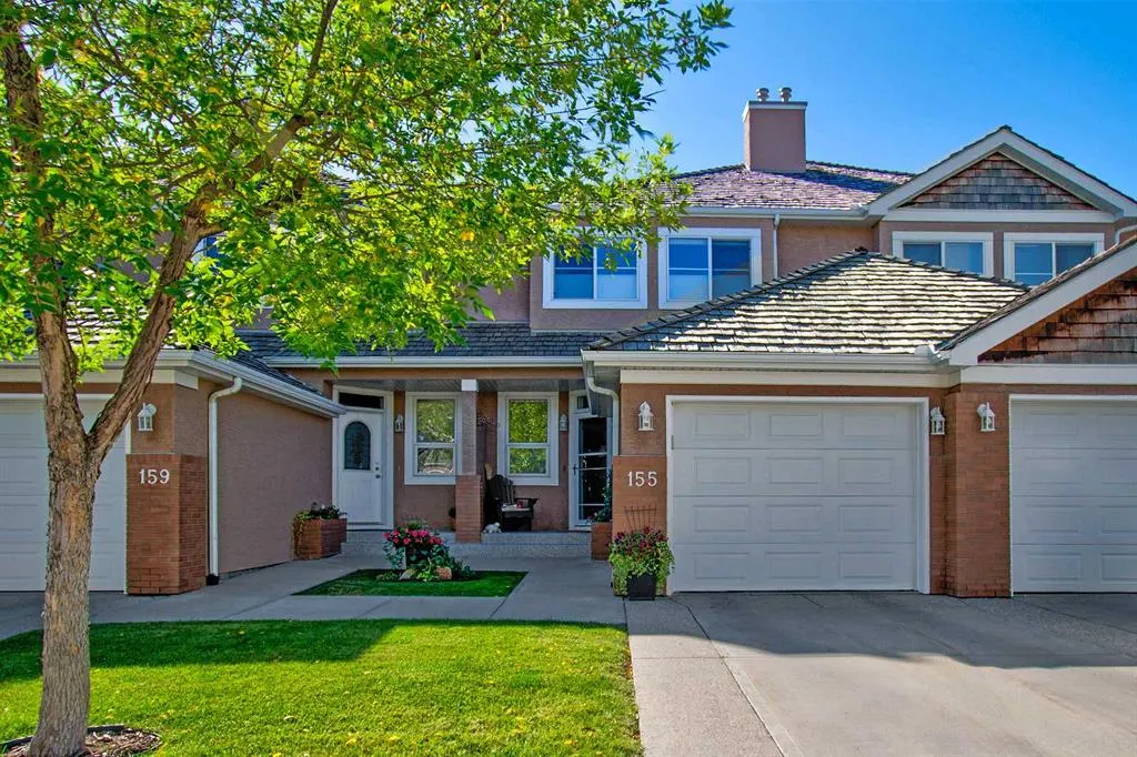 155 Royal Manor NW