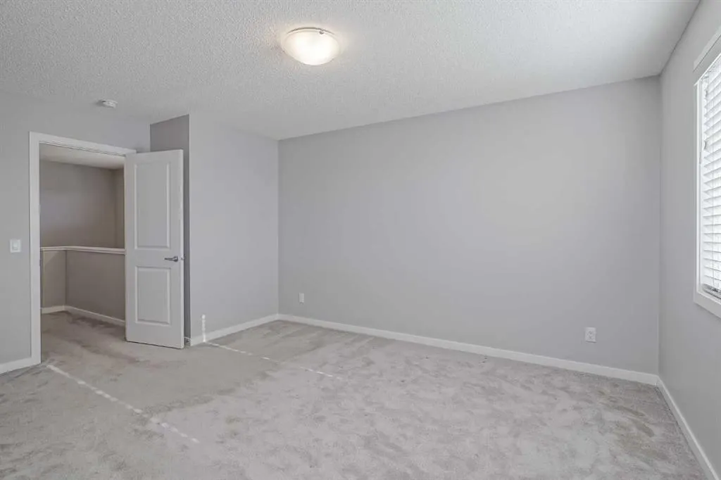 170 Carringvue Park NW