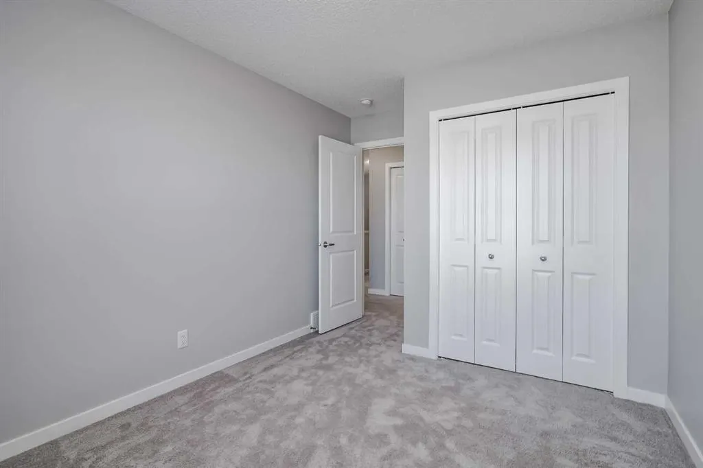 170 Carringvue Park NW