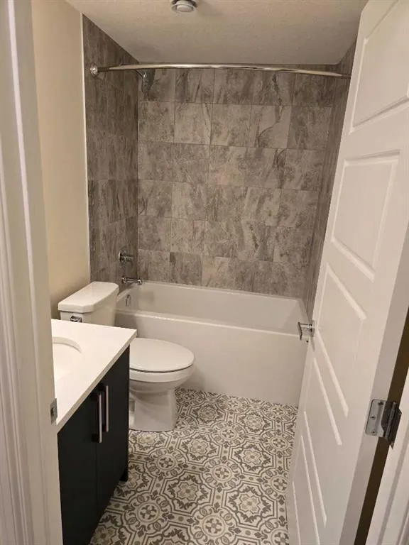 74 Setonstone Manor SE