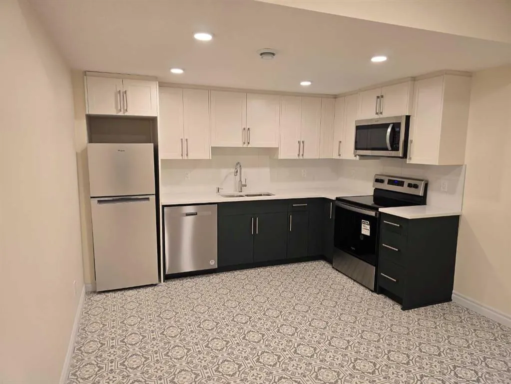 74 Setonstone Manor SE