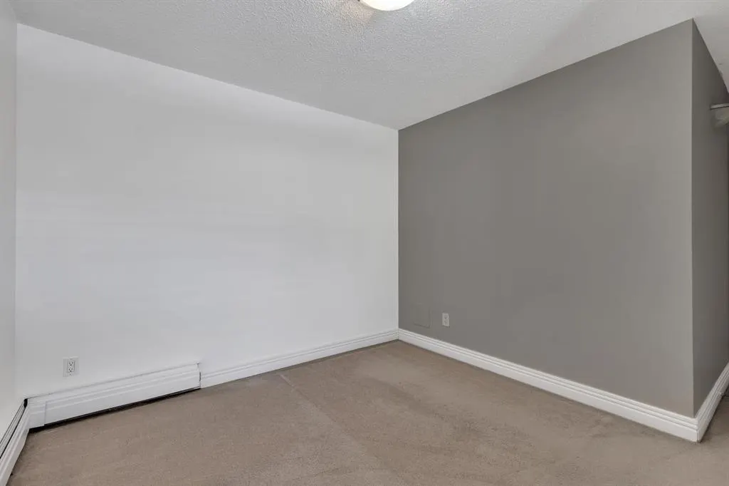 1123 13 Avenue SW, #106