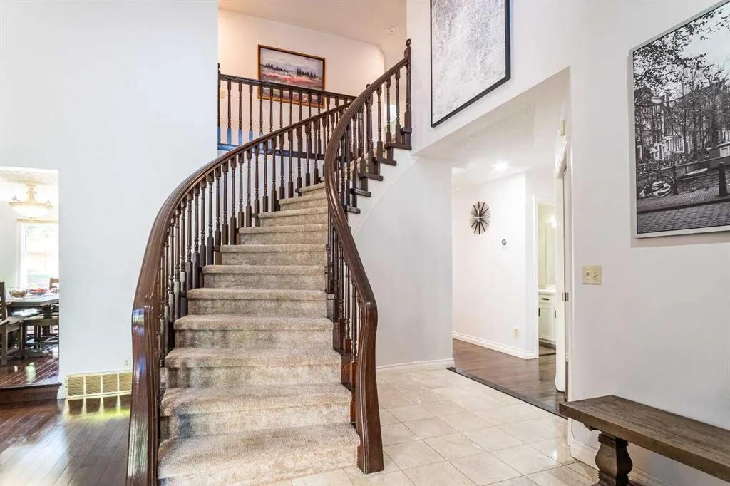 307 Woodhaven Bay SW